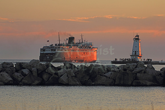 2014-08-17-0029 Badger Leaves Ludington at Sunset